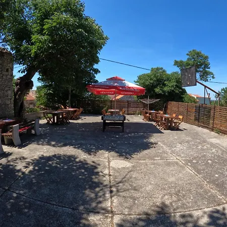 With Wifi - Diklo, - 19877 Ζαντάρ